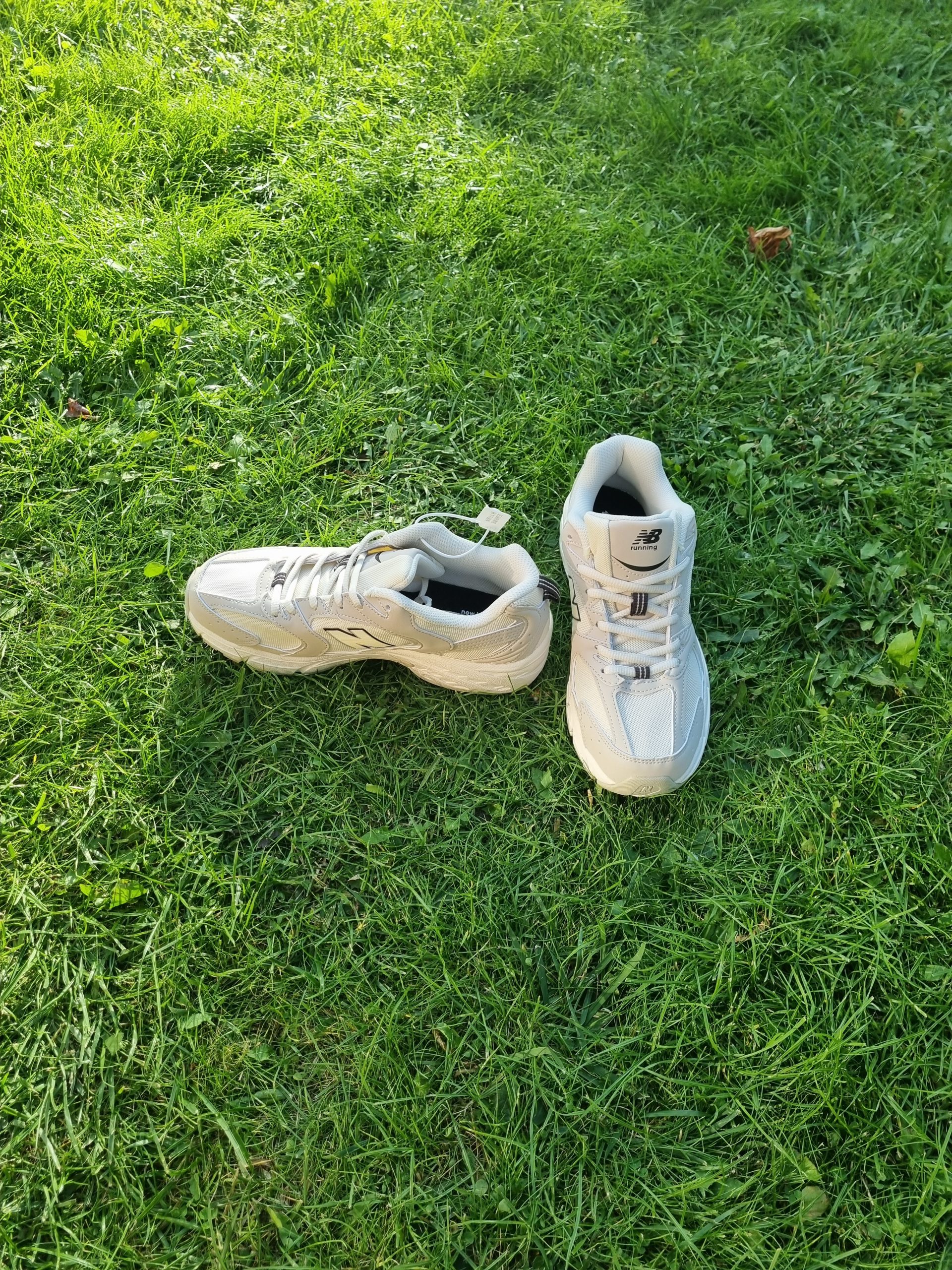 New Balance 530 Ivory / White / Black — изображение 3