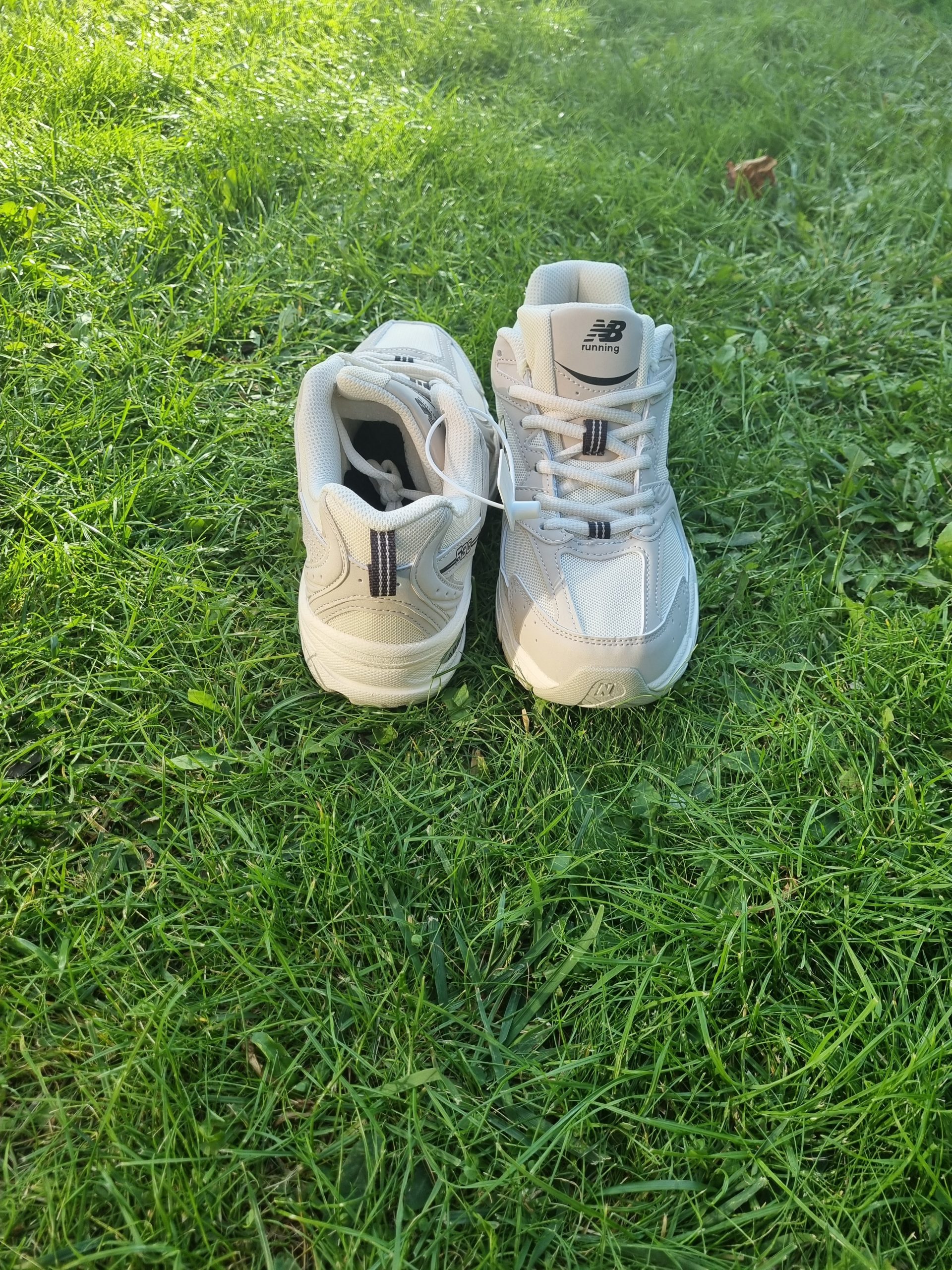 New Balance 530 Ivory / White / Black — изображение 4